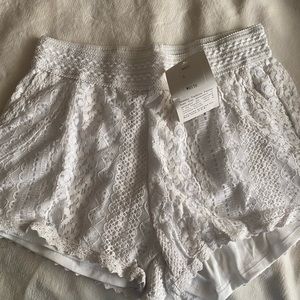 🤍lace white shorts🤍